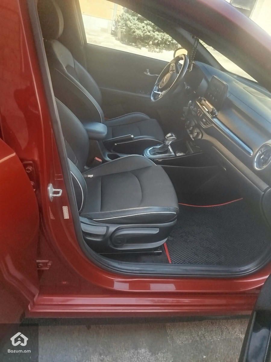 Kia Forte 2019 - image 7