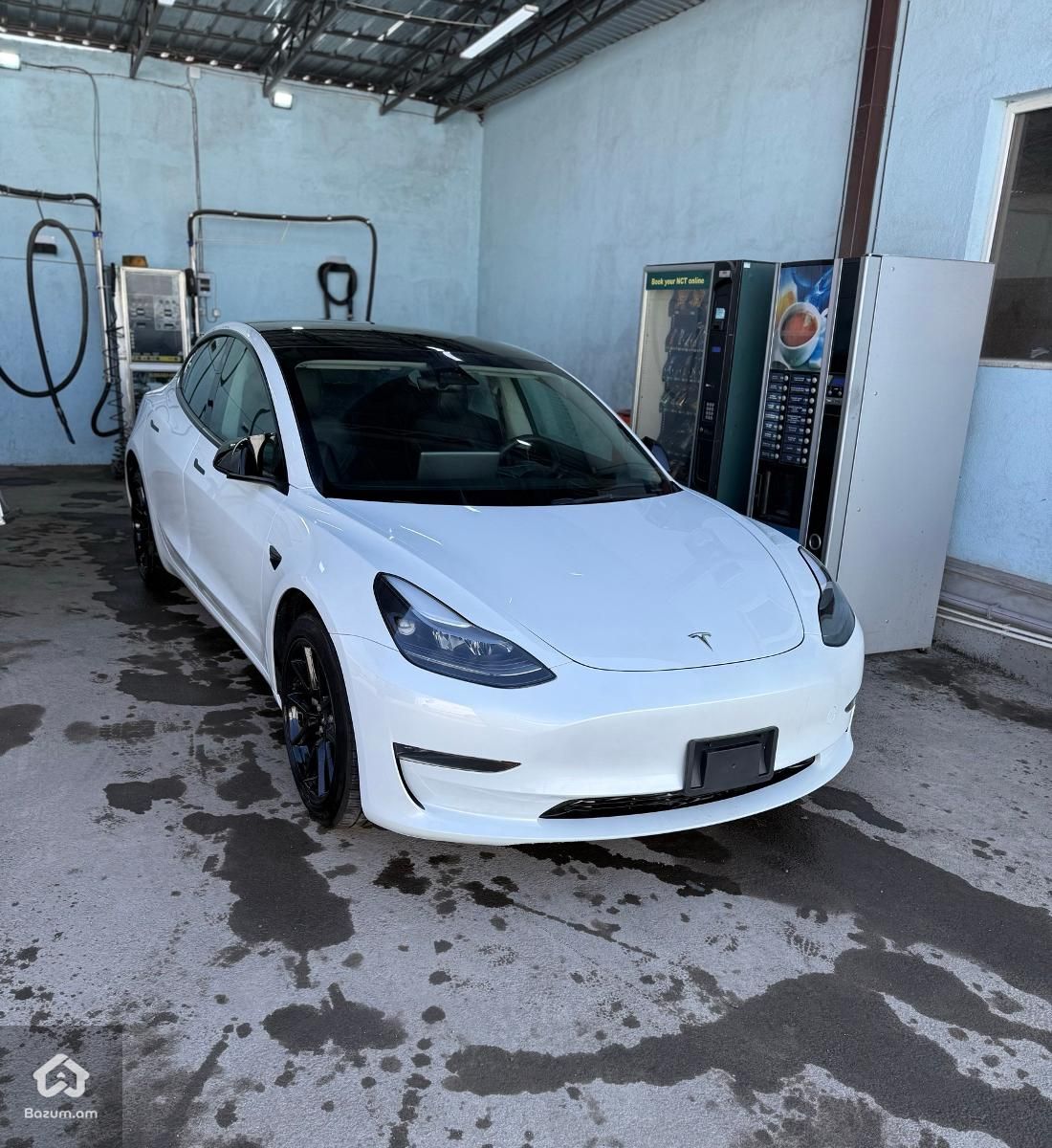 2023 tesla model 3 - image 1