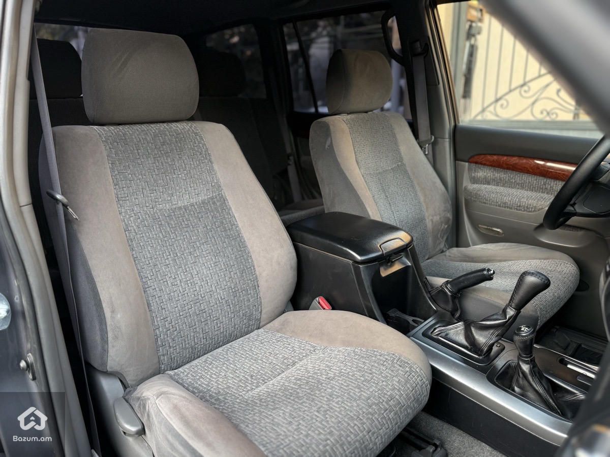 Toyota Land Cruiser Prado 2009 - image 11