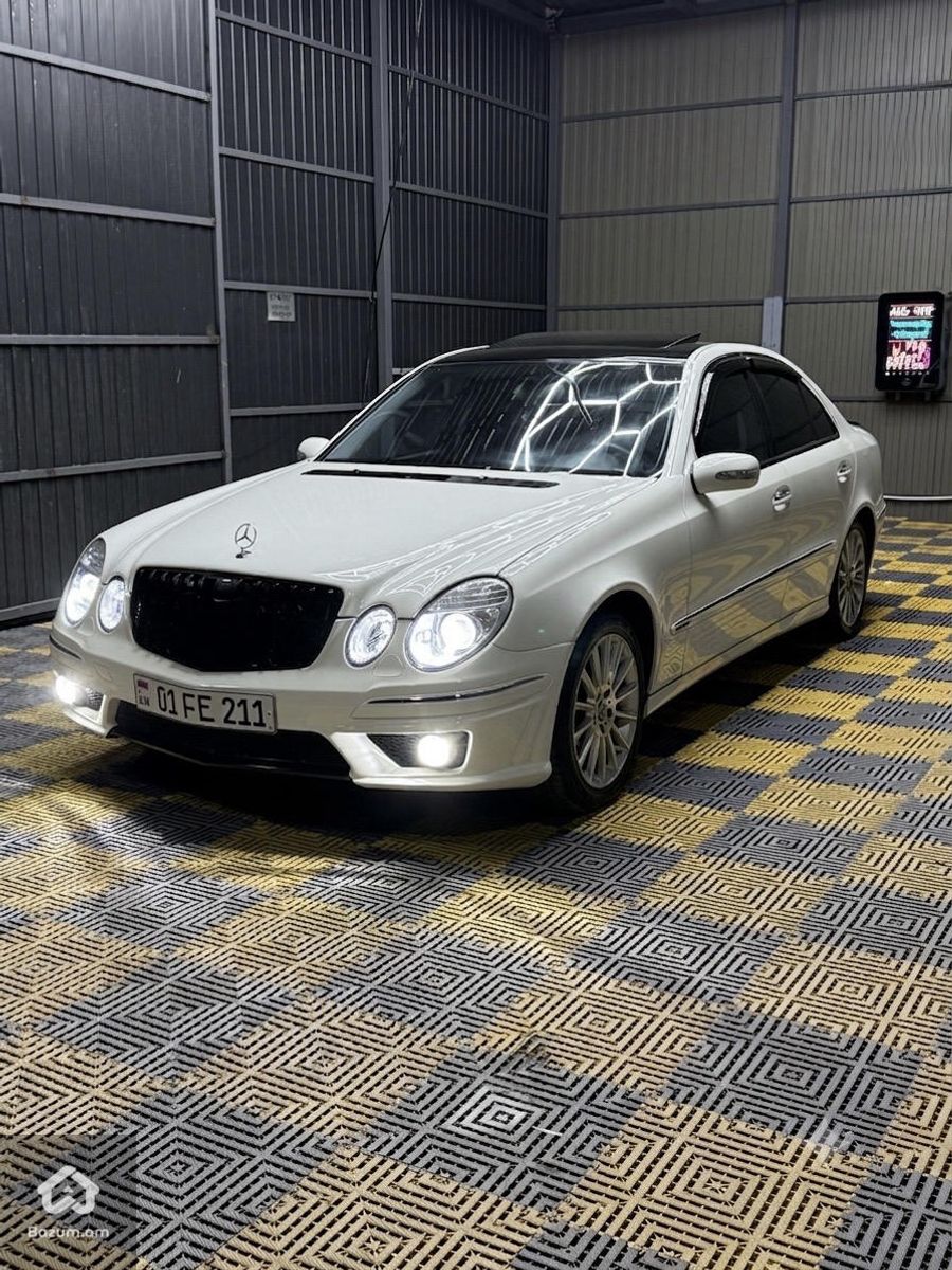 Mercedes-Benz 320 2002 - image 3