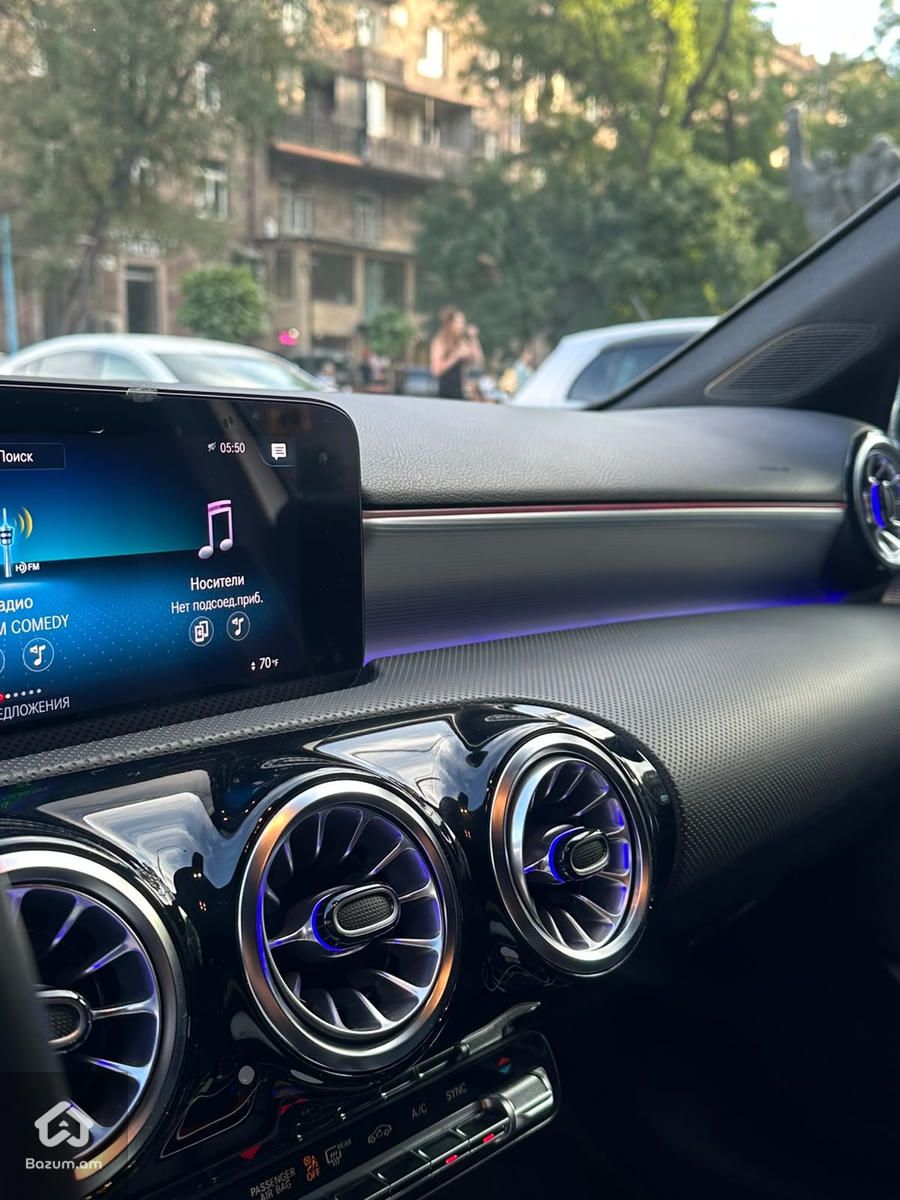 Mercedes-Benz A 220 AMG - image 8