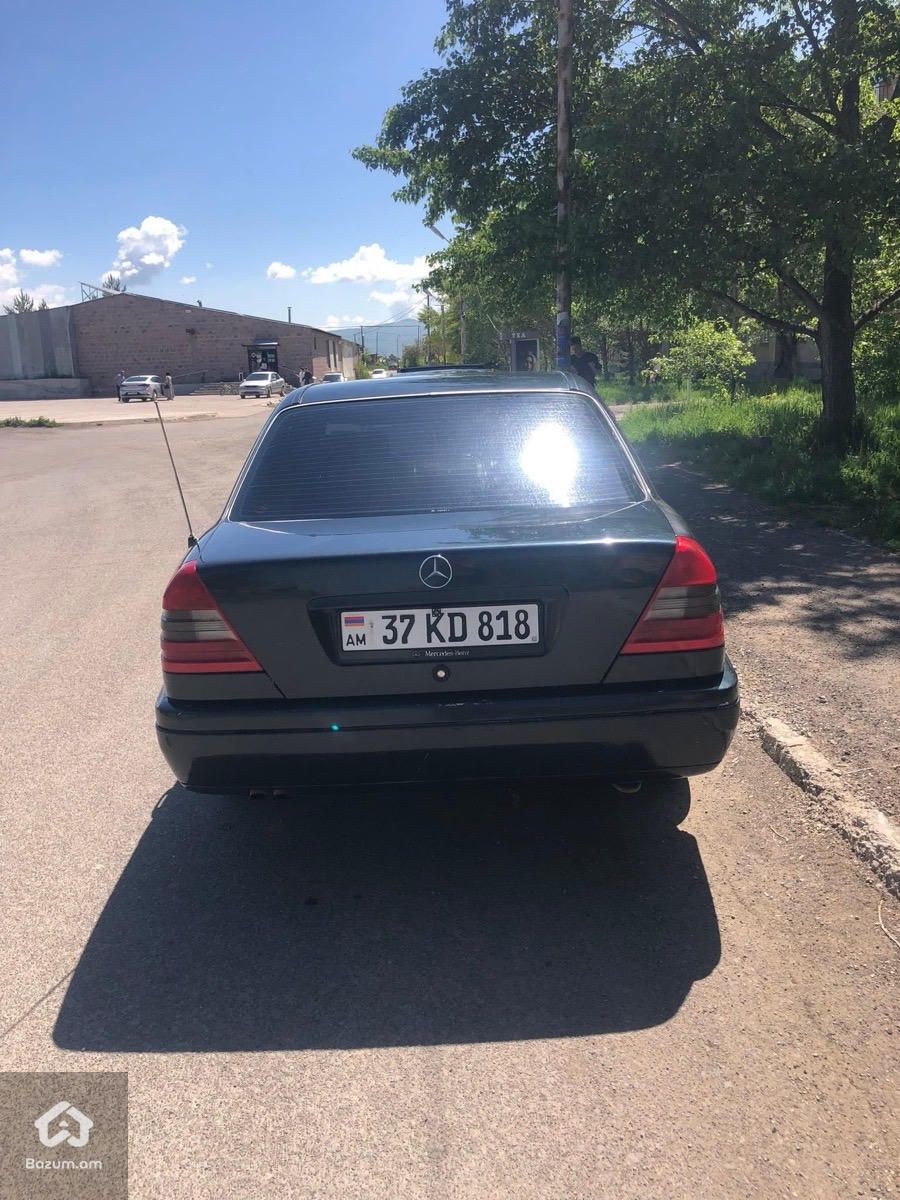 Mercedes-Benz 180 1997 - image 3