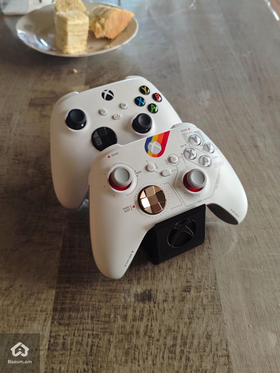 Xbox series s + monitor - image 6
