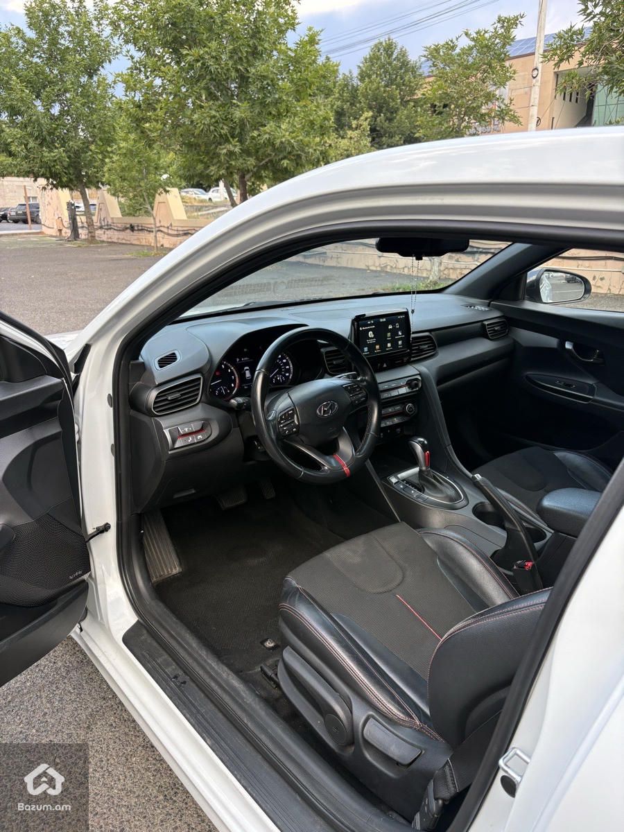 Hyundai Veloster 2018 - image 5