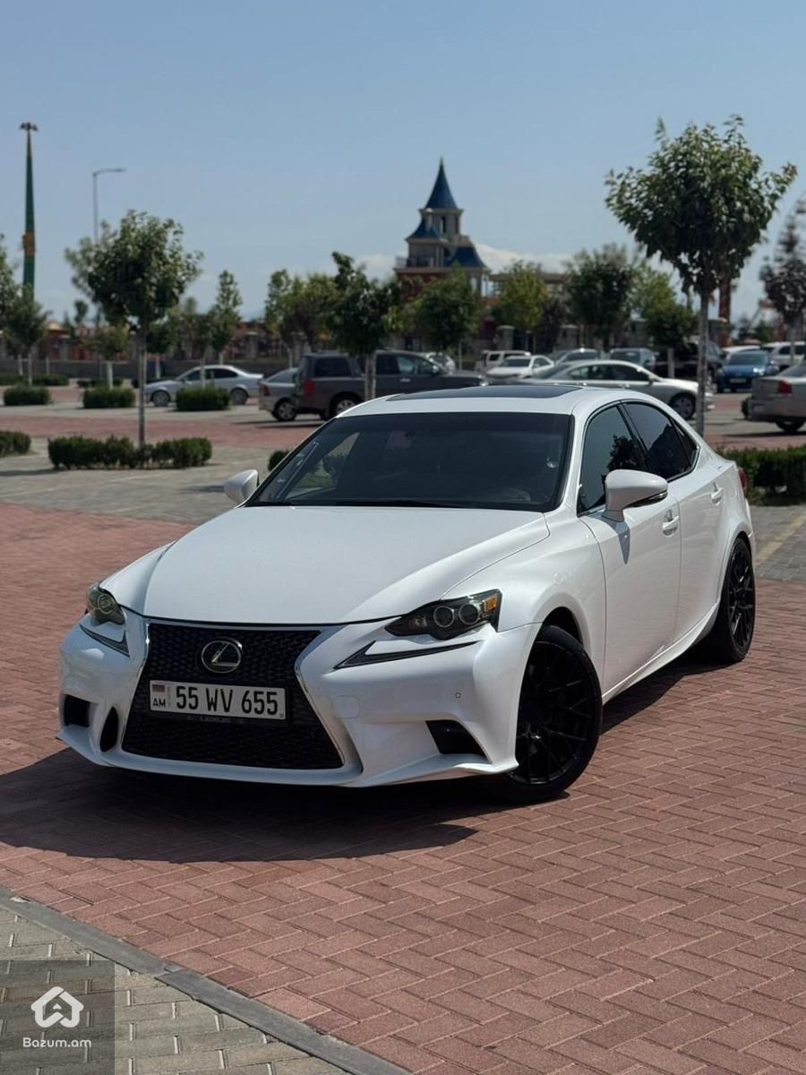 Lexus is 200t - image 1