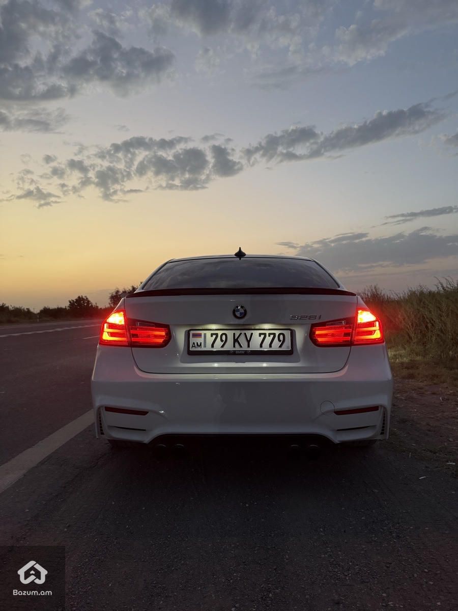 BMW 328 2013 - image 4