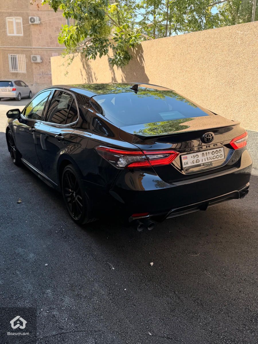 Toyota Camry XSE 2021 - image 5