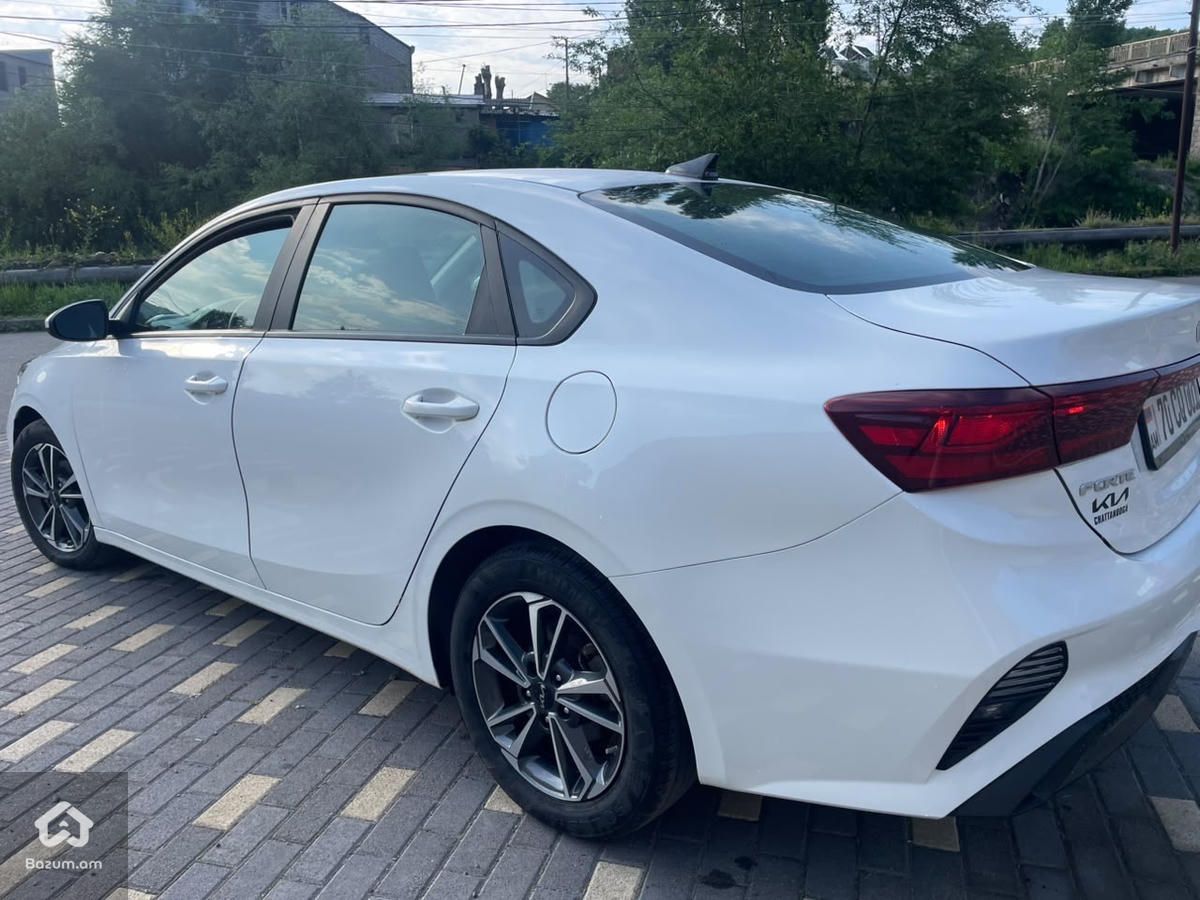 Kia forte - image 3