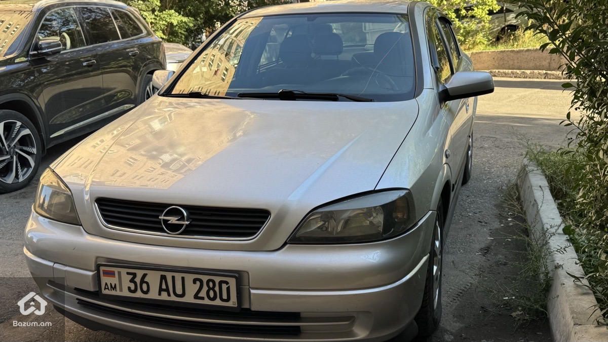 Opel Astra 2003 - image 1