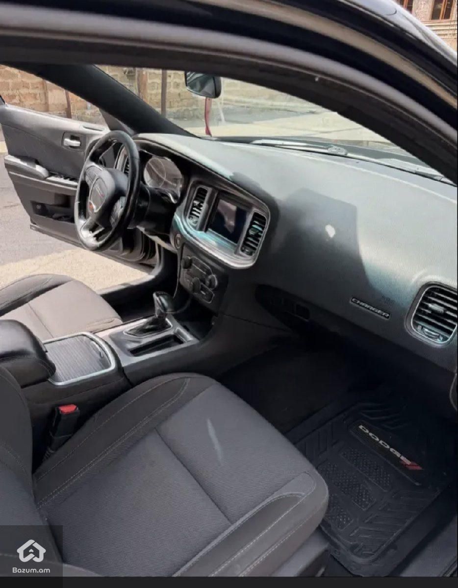 Dodge Charger 2019 - image 5