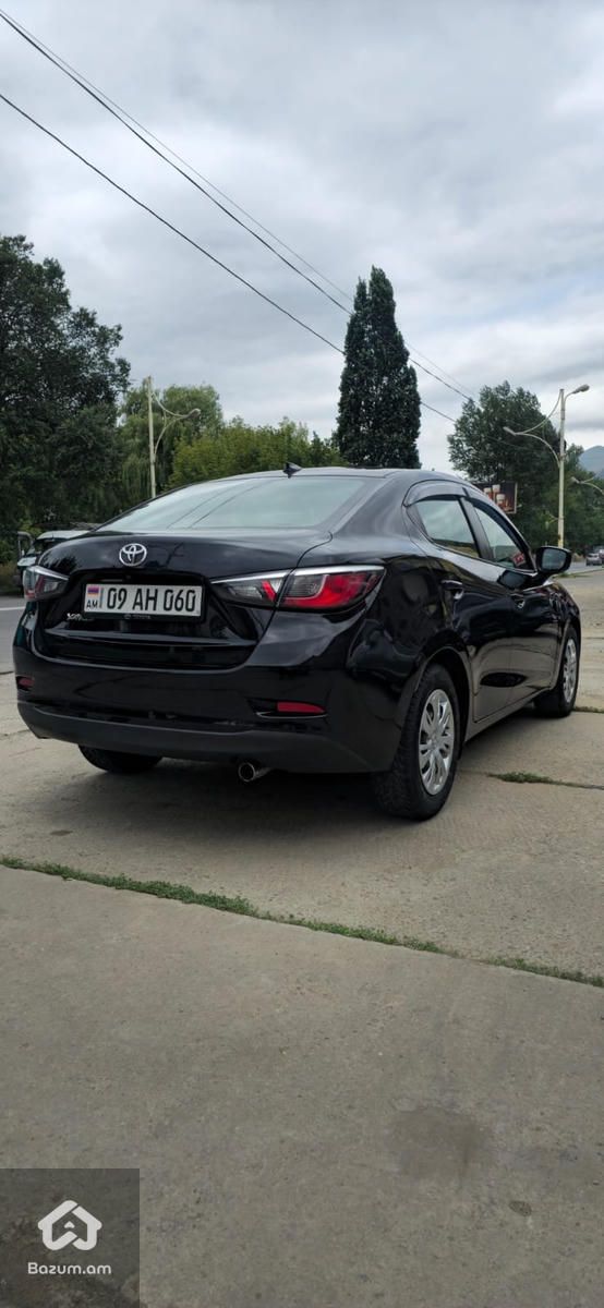 Toyota Yaris 2021 - image 7
