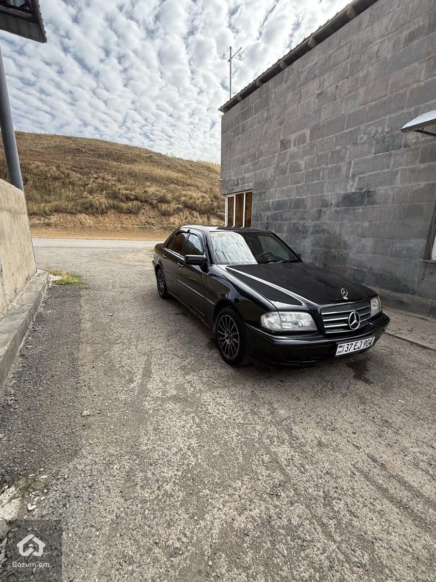 Mercedes-Benz 280 1996 - image 4