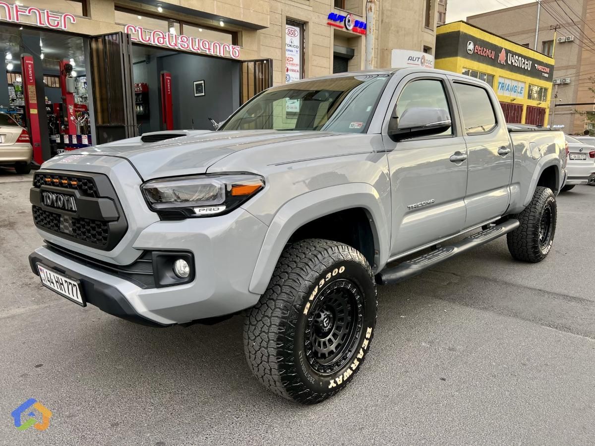 Toyota - image 5