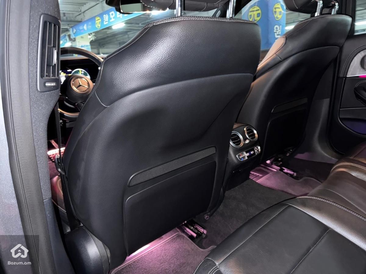 Mercedes Benz E350 AMG Line W213 - image 18