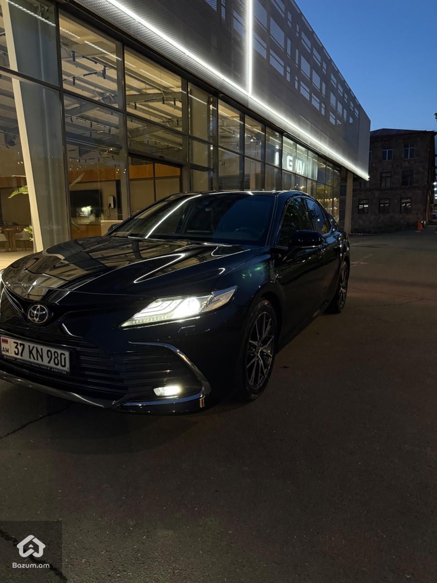 Toyota Camry 2021 - image 3