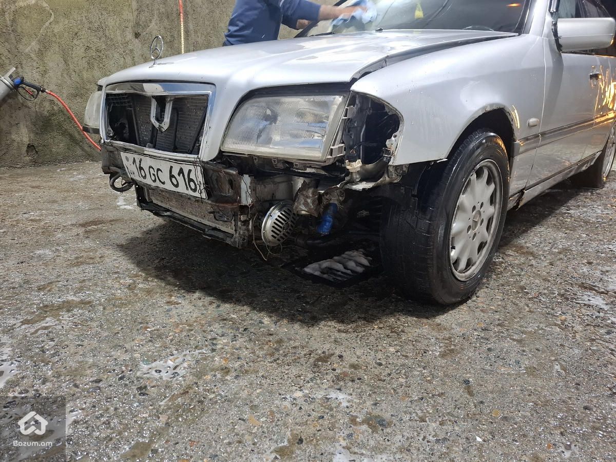 MERCEDES BENZ C240 - image 3