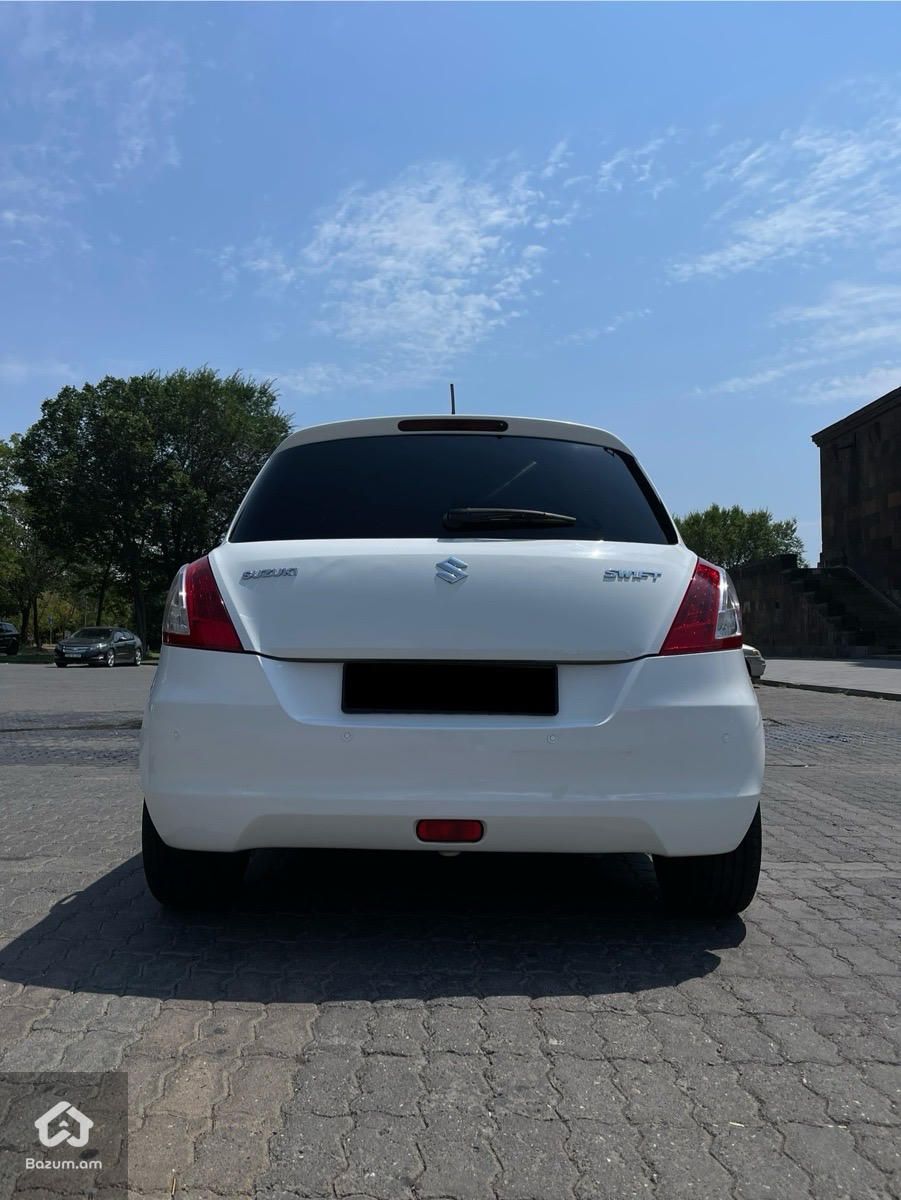 Suzuki Swift 2012 - image 7