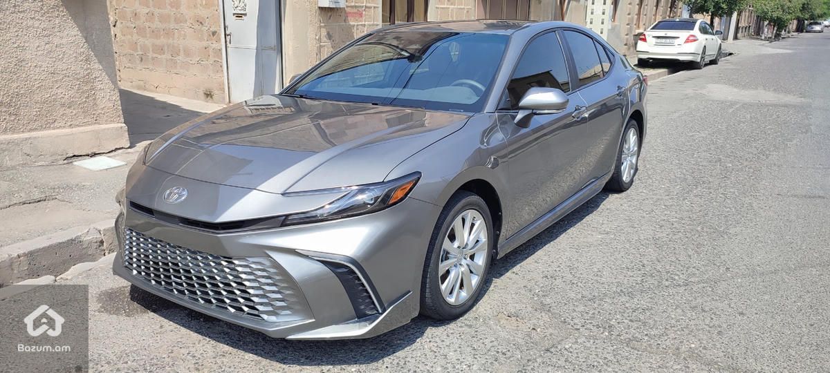 Toyota Camry 2025 - image 4