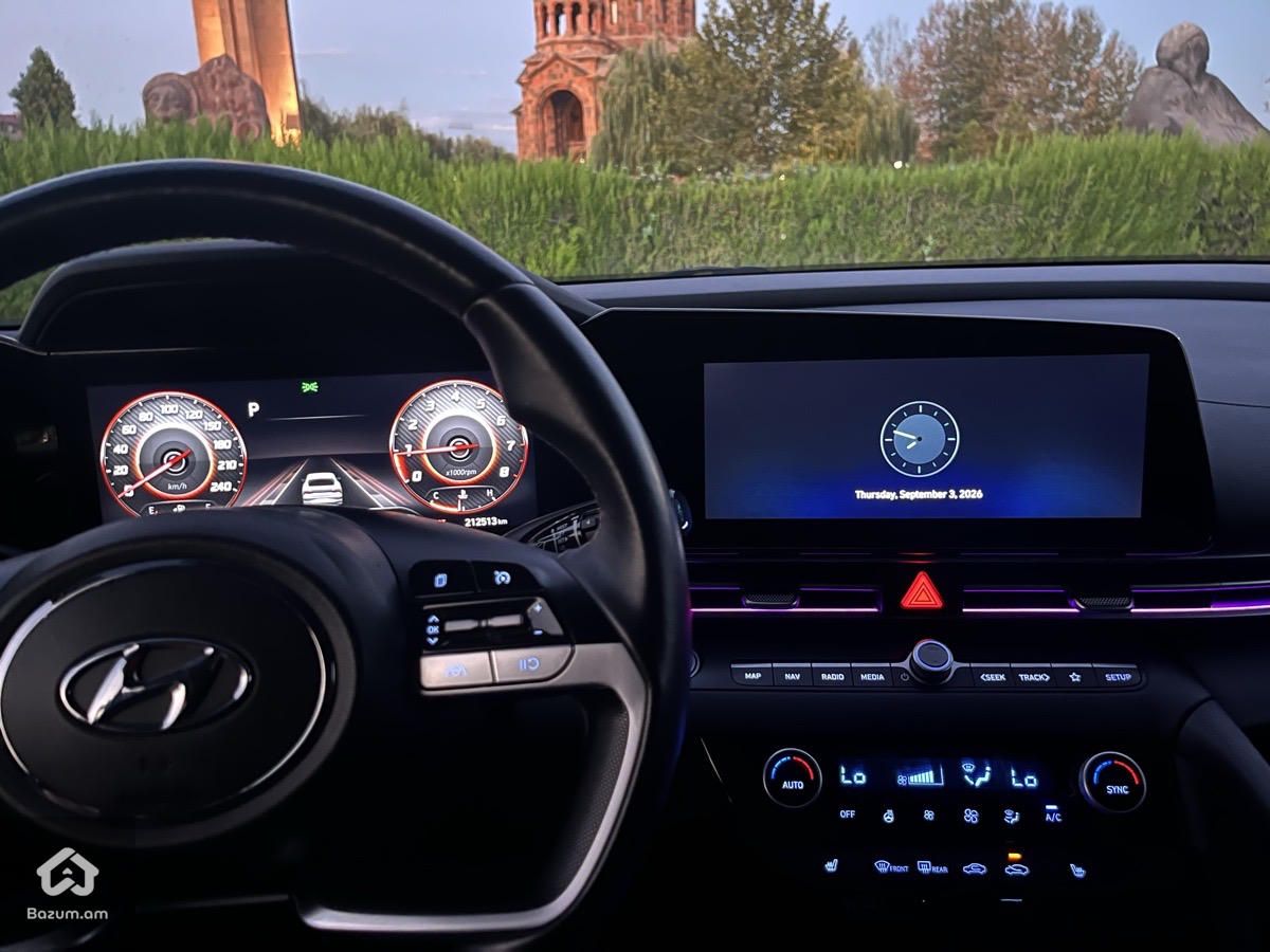 Hyundai Elantra 2023 - image 9
