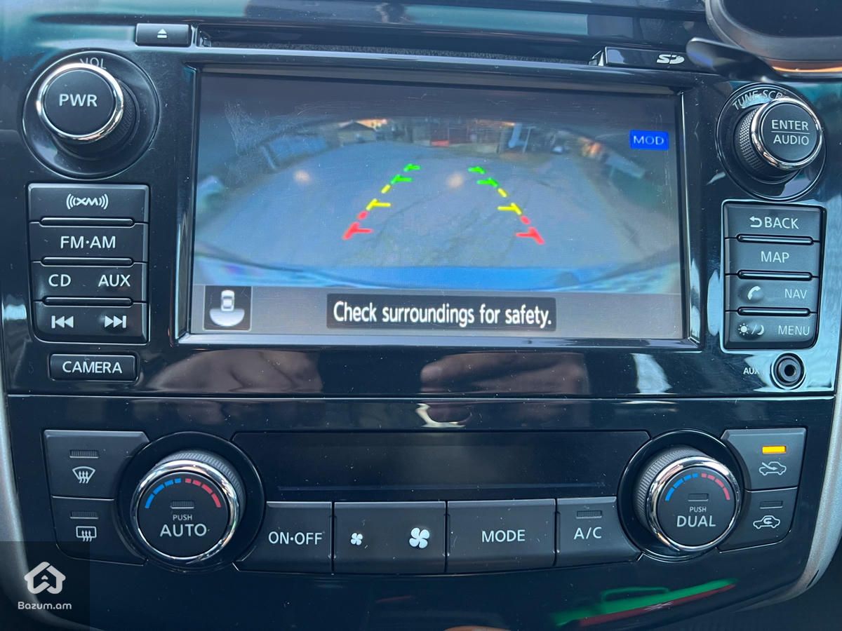 Nissan Altima - image 14