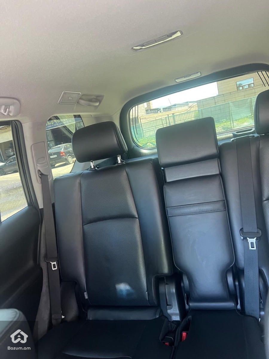 Toyota Land Cruiser Prado 2022 - image 6