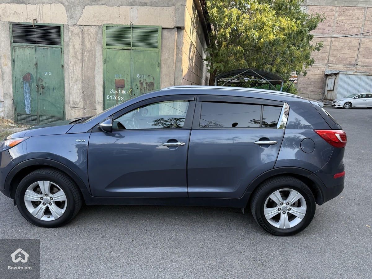 Kia Sportage 2011 - image 5