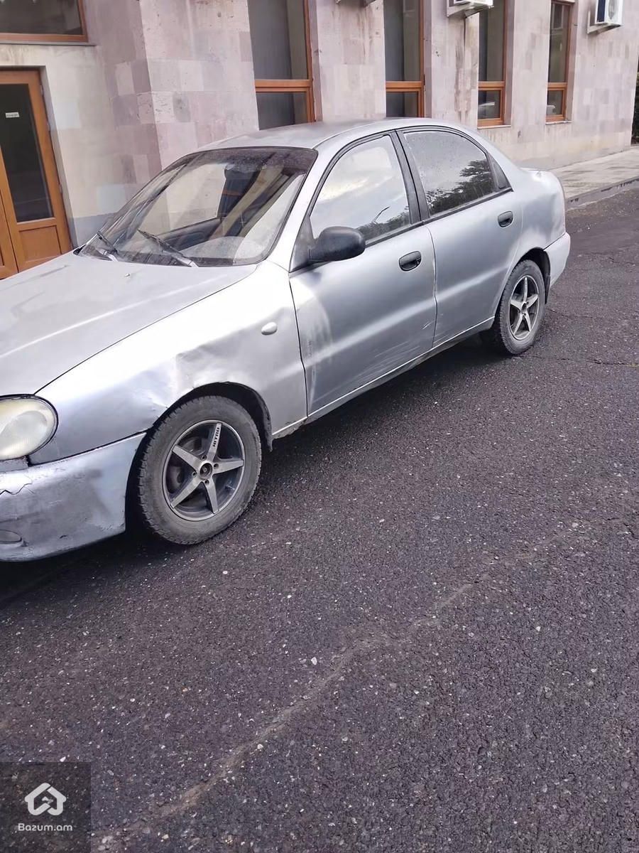 Chevrolet Lanos 2008 - image 2