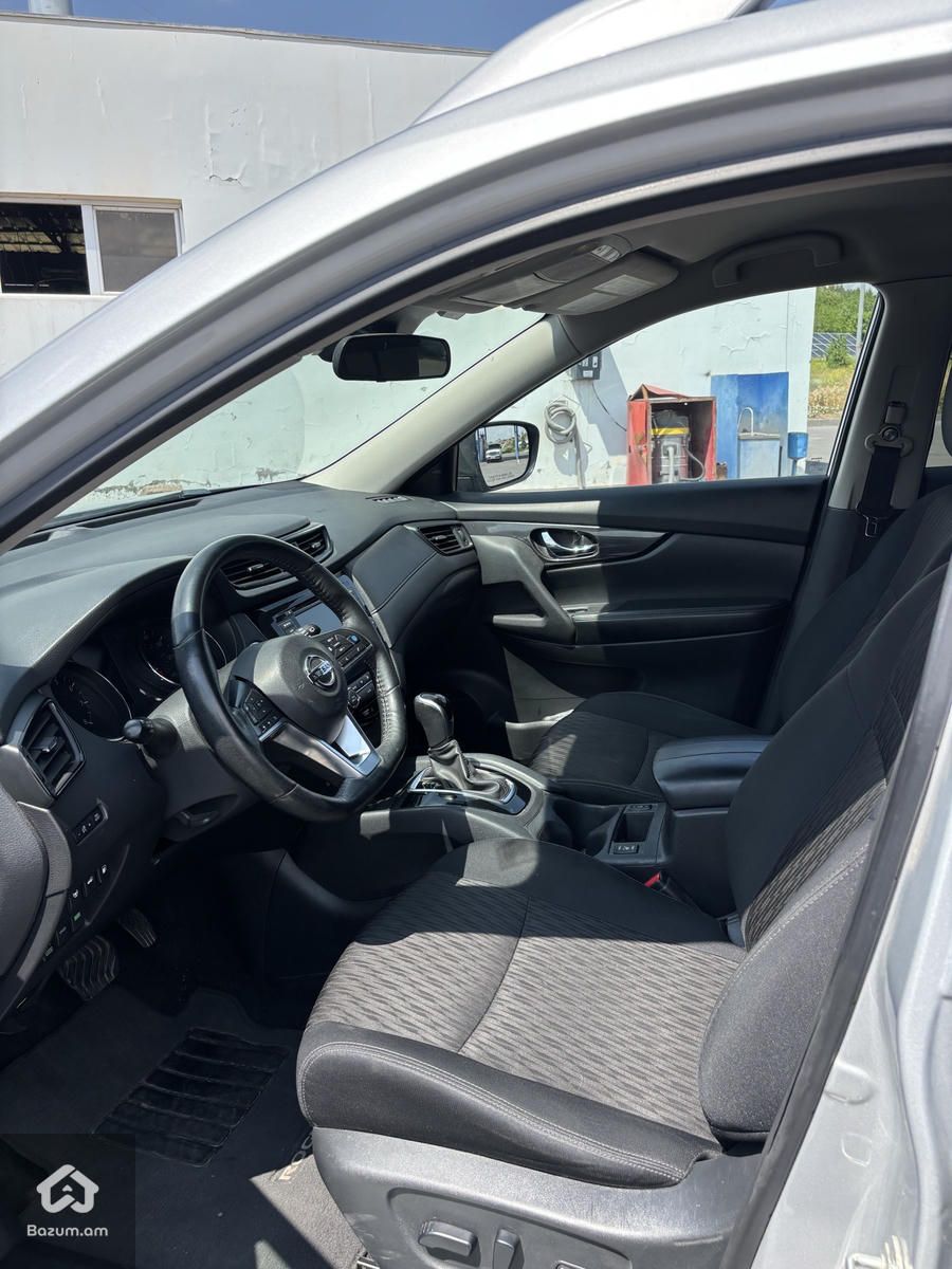 Nissan - image 7