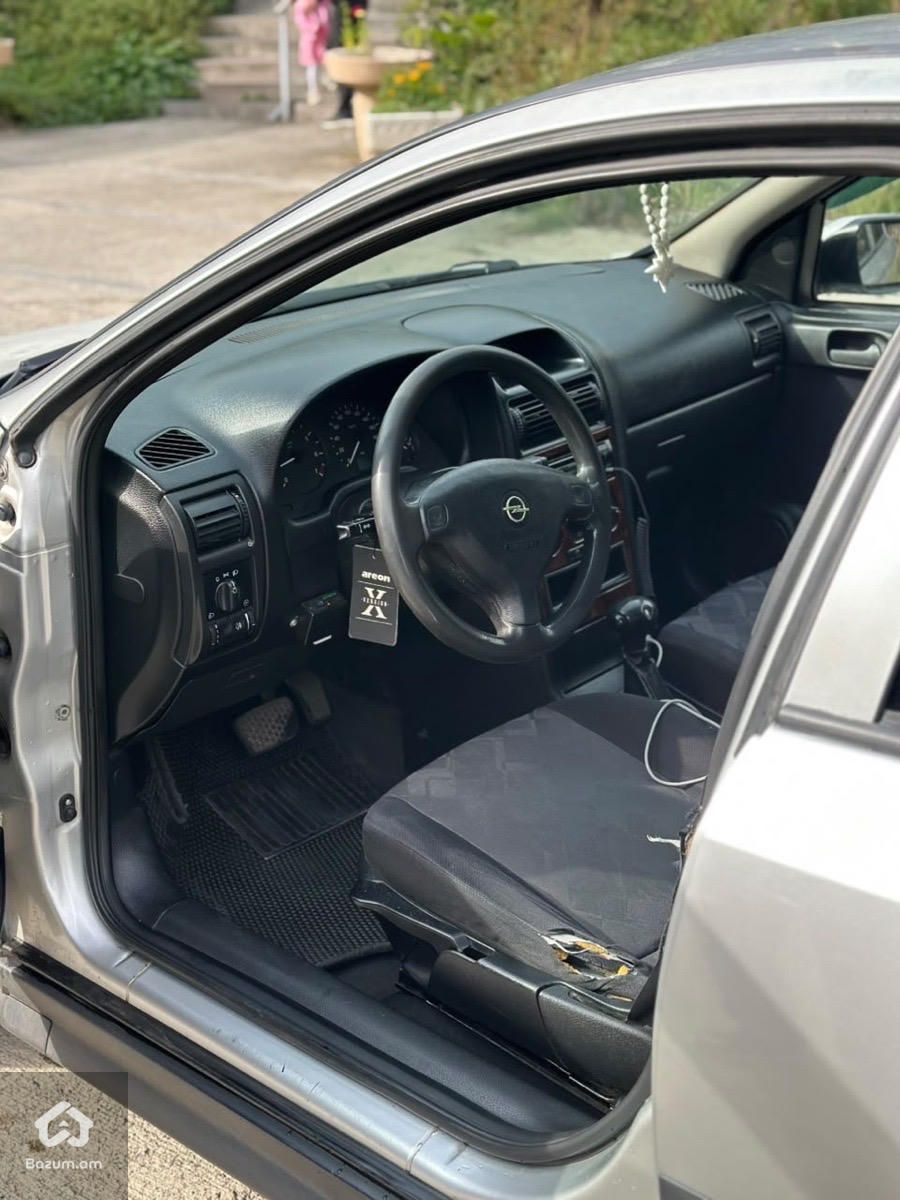 Opel Astra 1998 - image 3