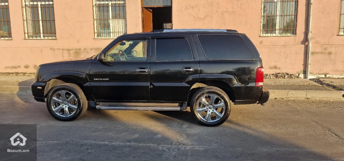 Cadillac  - image 6