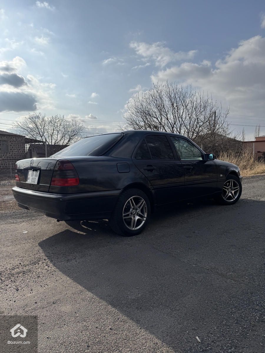 Mercedes Benz C200, Japan, գործարանային Ձախ ղեկ - image 11