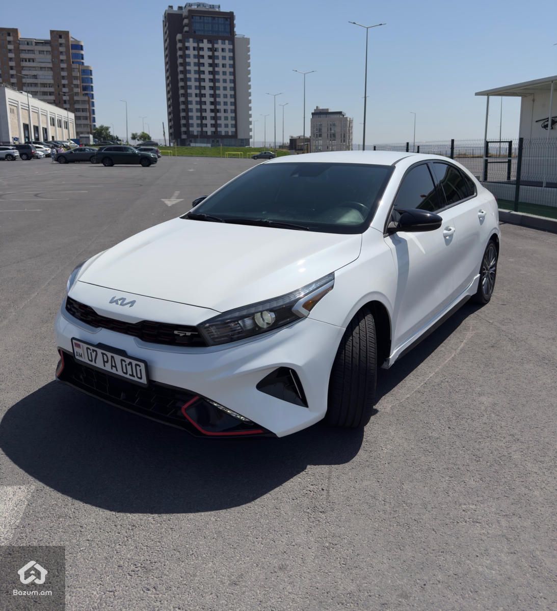 Kia Forte 2022 - image 10