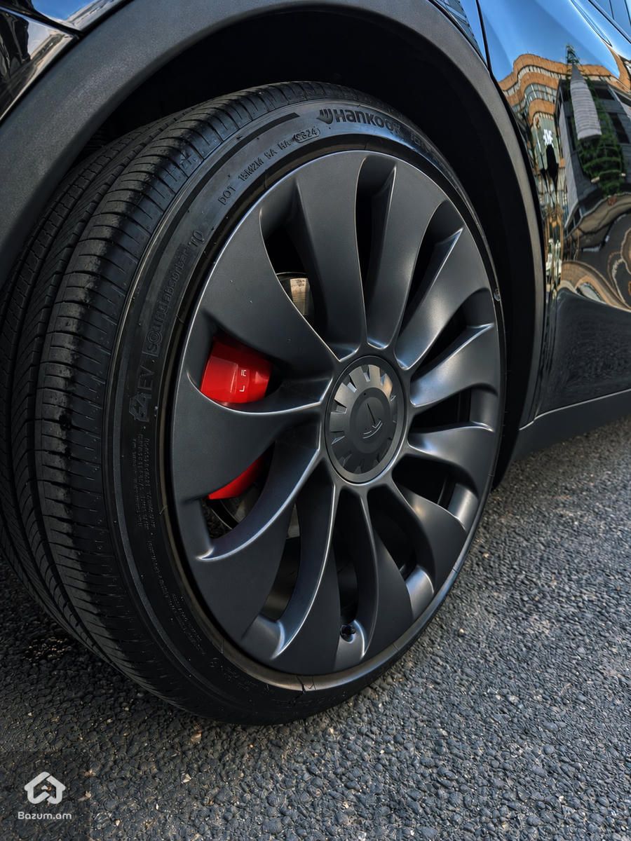 Tesla Model Y 2024 - image 7
