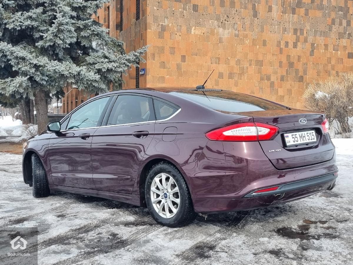Ford Fusion - image 5