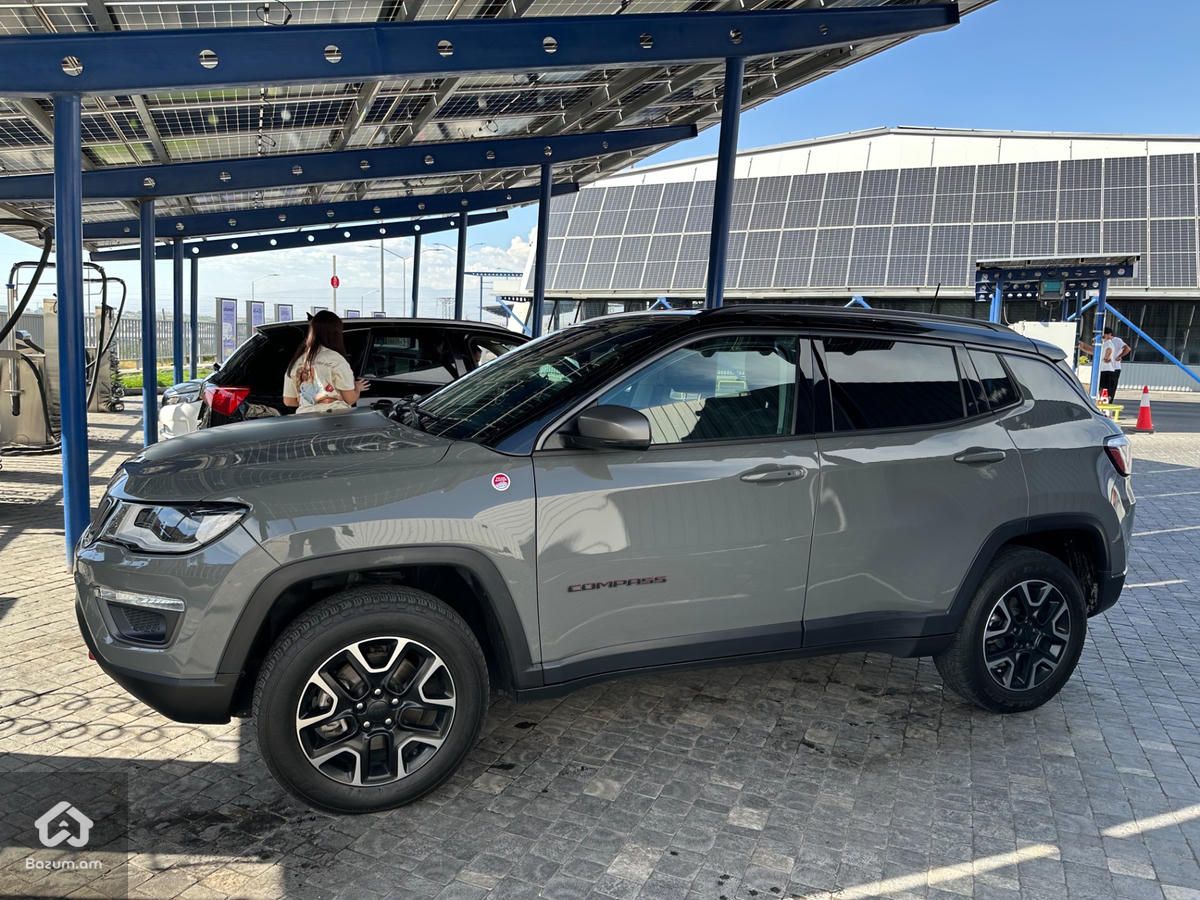 Jeep Compass 2021 - image 6