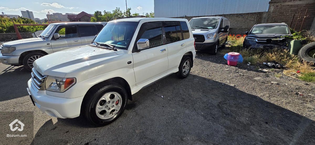 Mitsubishi - image 1