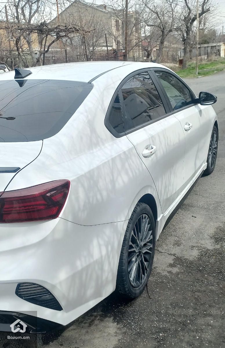 KIA FORTE GT LINE - image 3