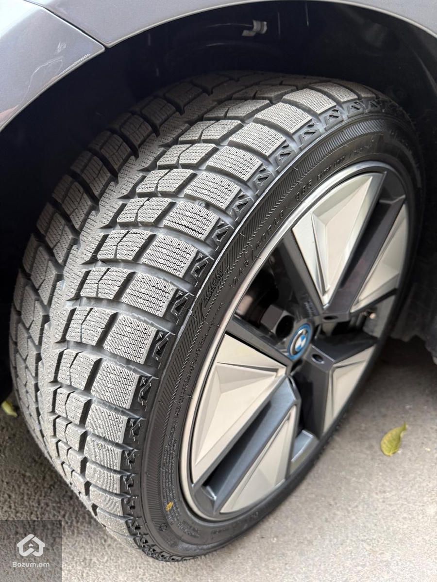 BMW I4 - image 14