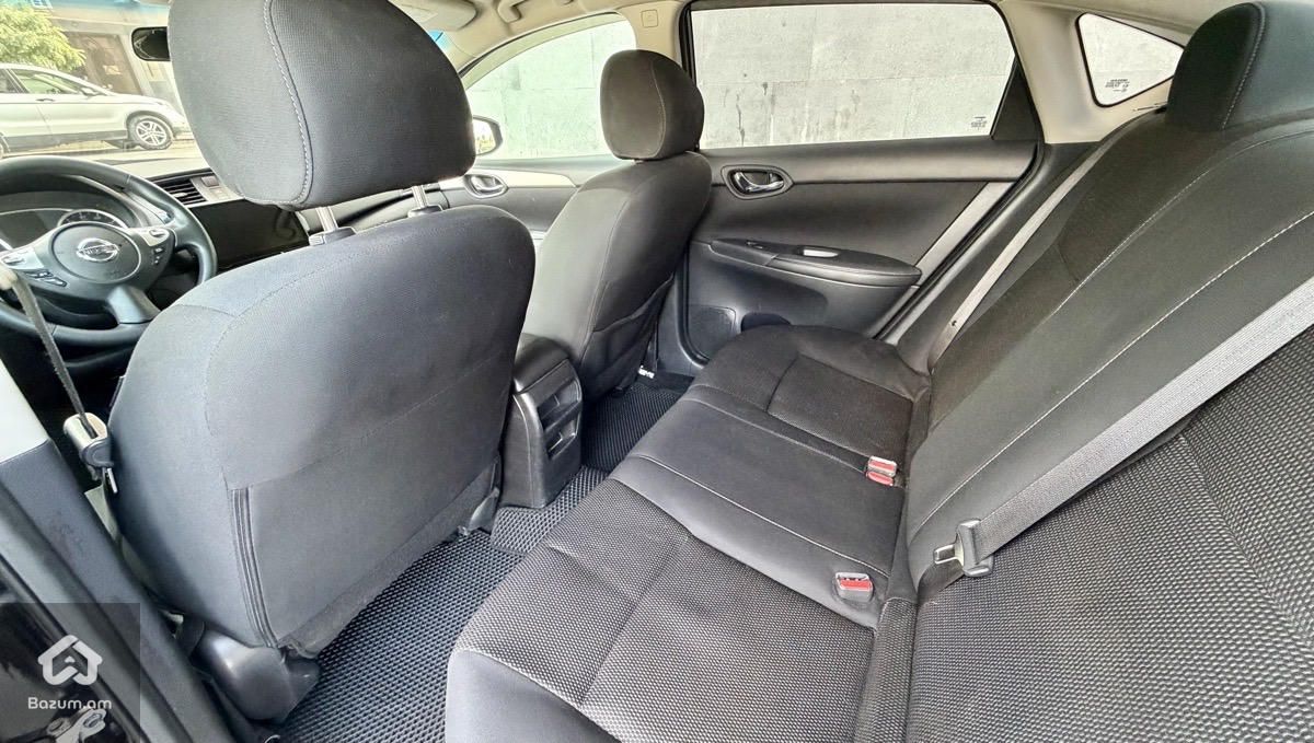 Nissan Sentra 2019 - image 9
