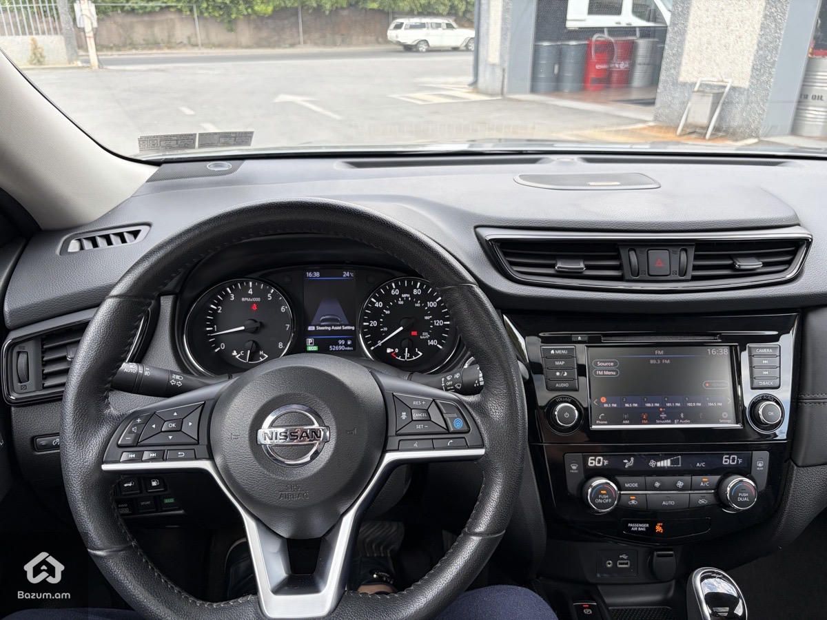 Nissan Rogue SL AWD 2019 - image 13