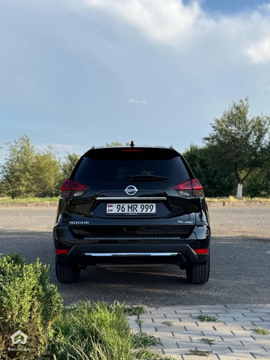 Nissan Rogue SL AWD - image 5