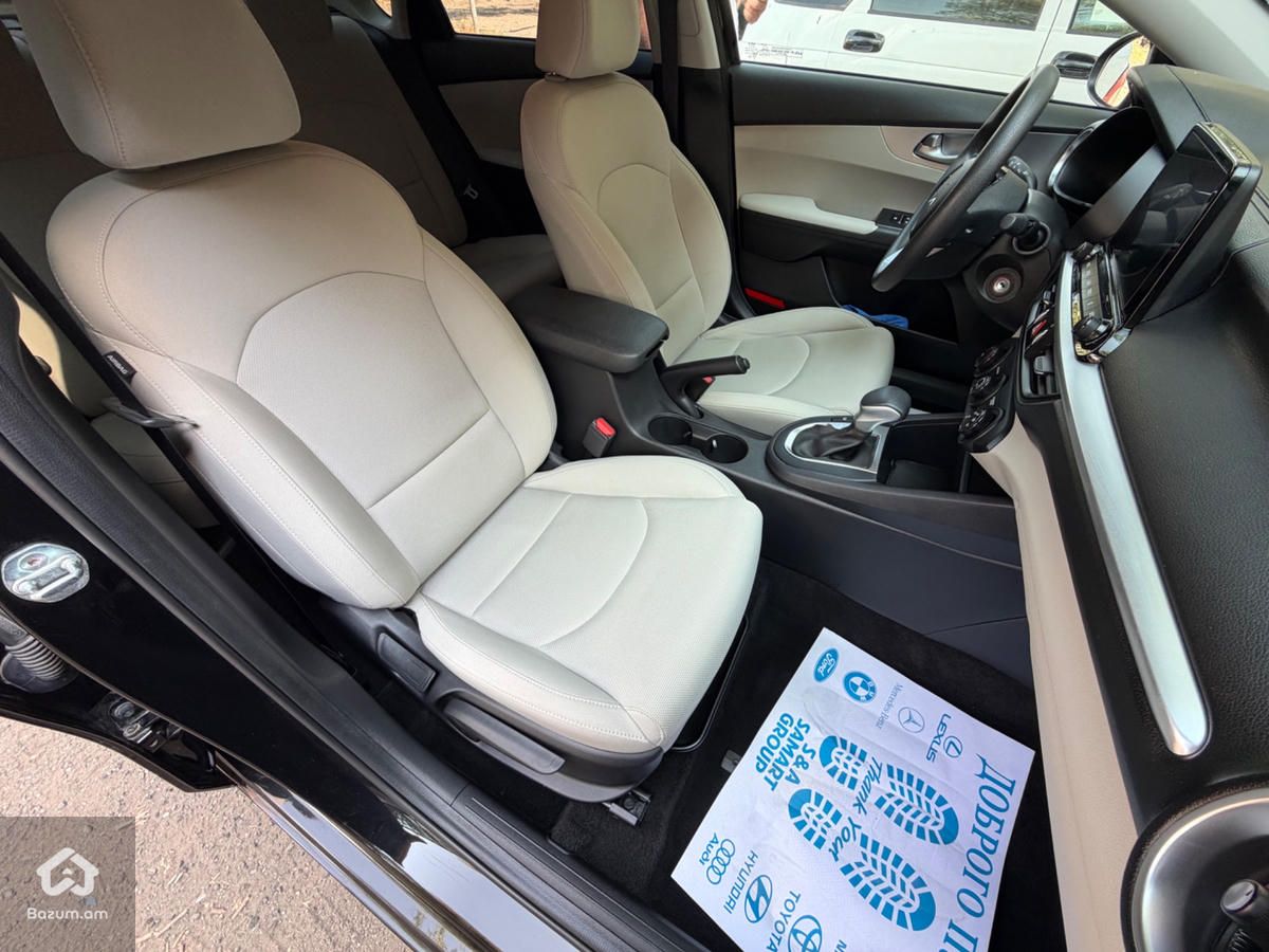 Kia Forte 2022 - image 7