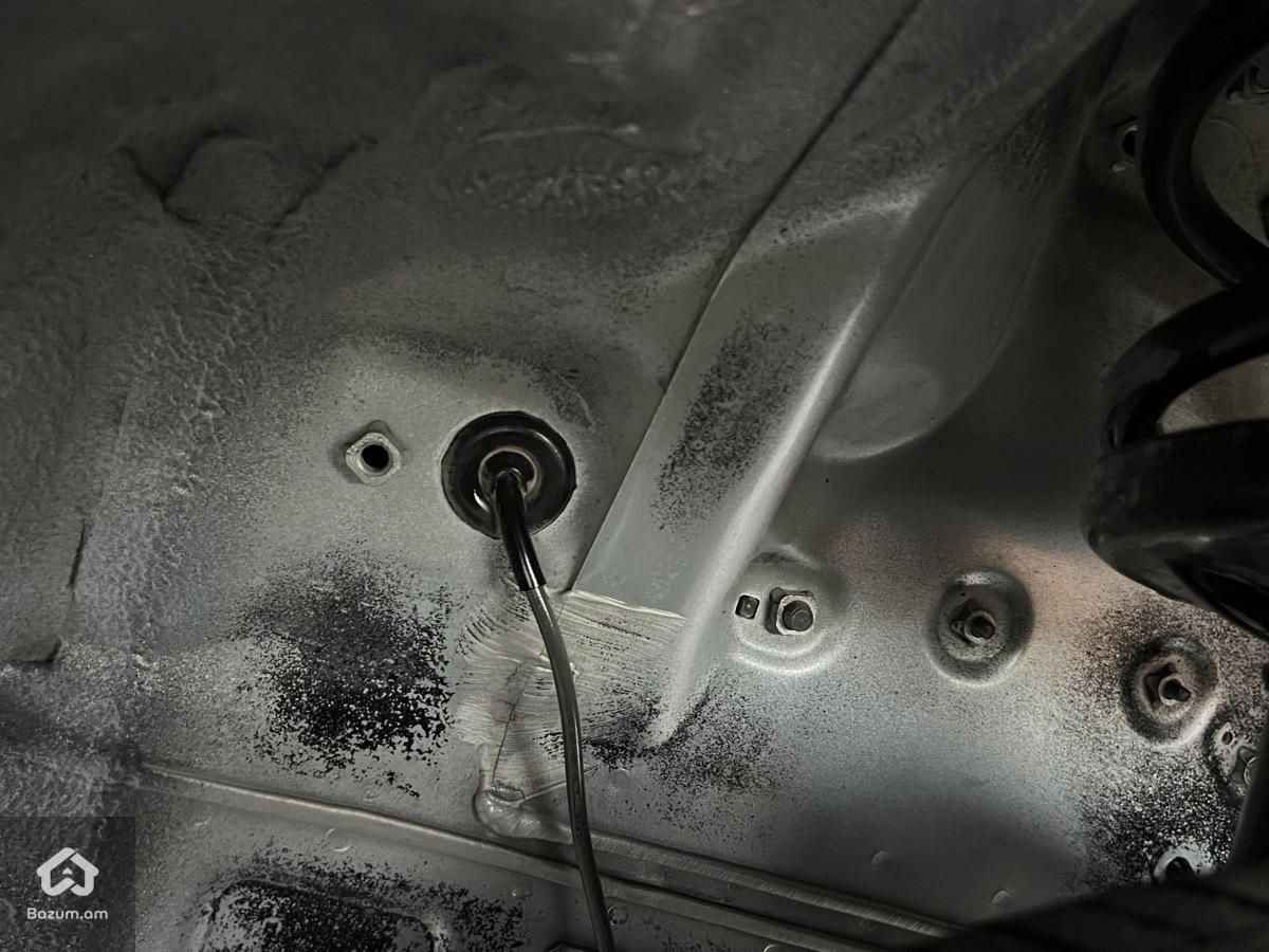Mitsubishi Outlander 2005 - image 23