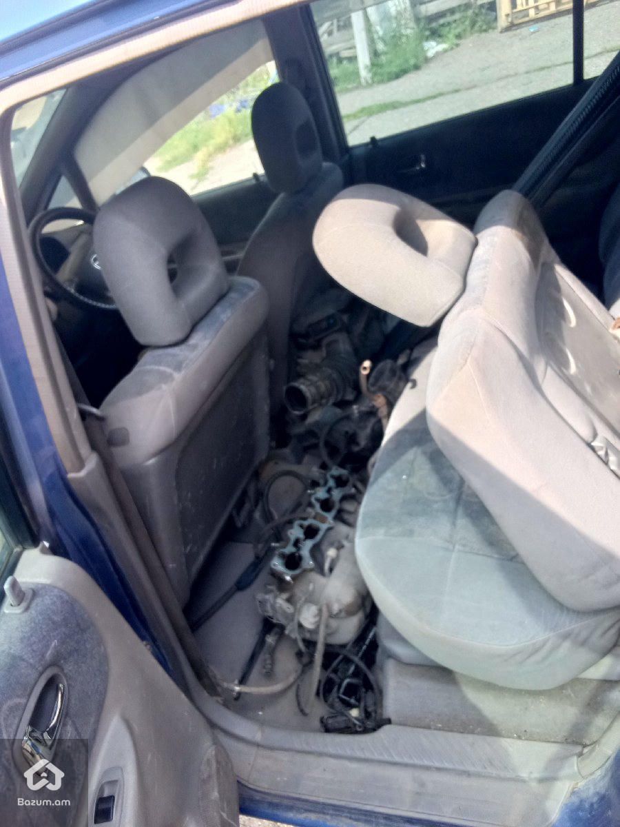 Mazda Premacy 2000 - image 5