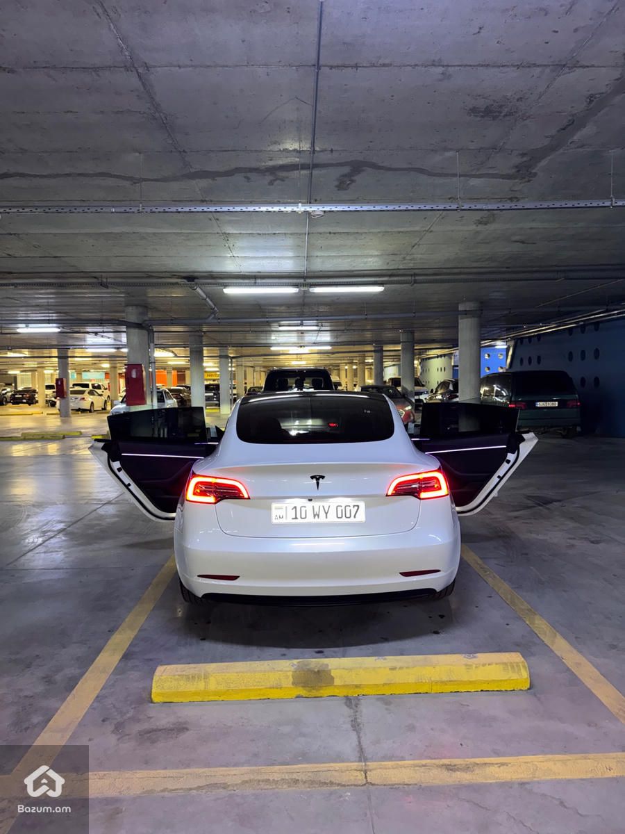 Tesla Model 3 2023 - image 9