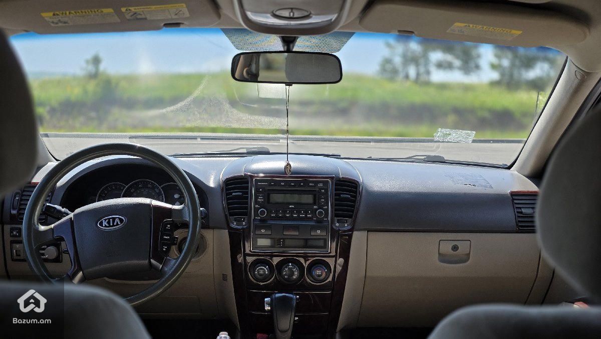 Kia Sorento - image 6