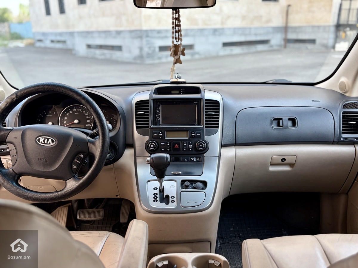 Kia Carnival 2007 - image 12