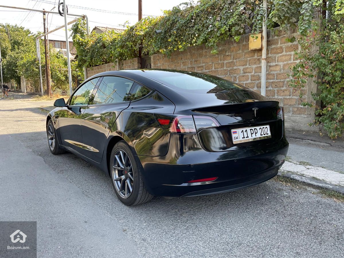 Tesla Model 3 2022 - image 3