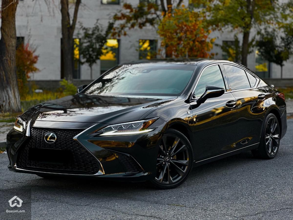 Lexus ES F-Sport - image 1