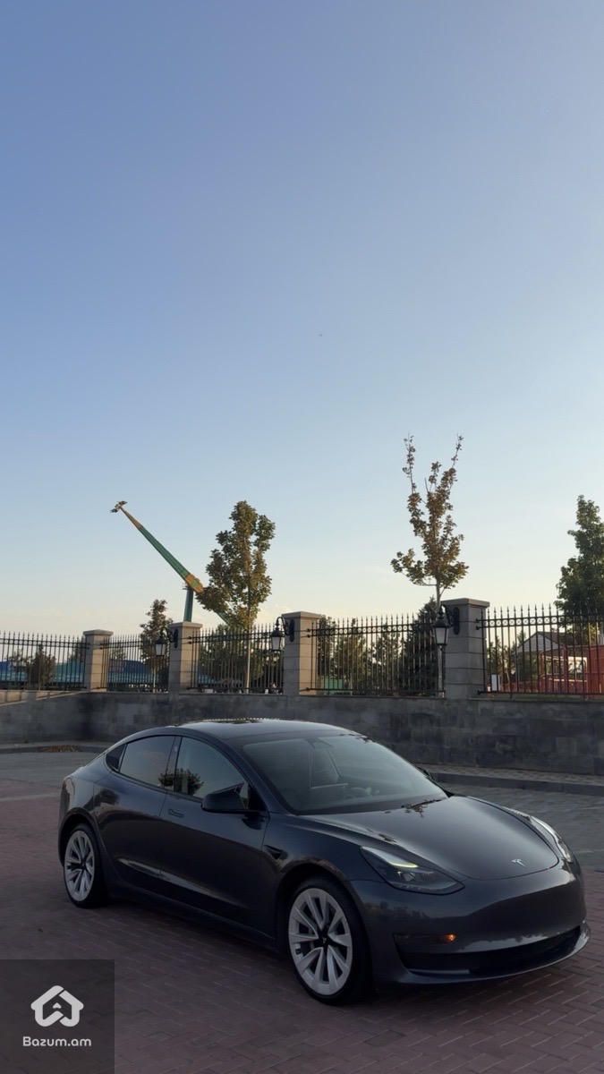 Tesla Model 3 2023/11 - image 4